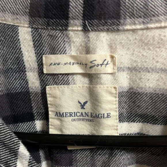 American Eagle Outfitters Black and White Plaid Button Down Shirt - Picture 3 of 11